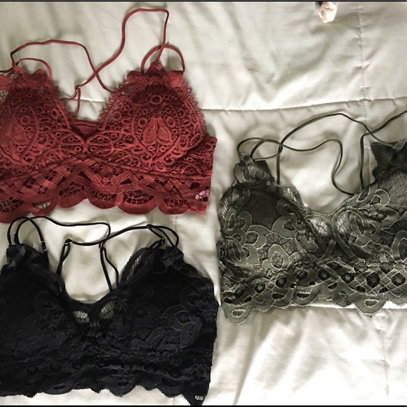 Lace bralette - Picture 2 of 3